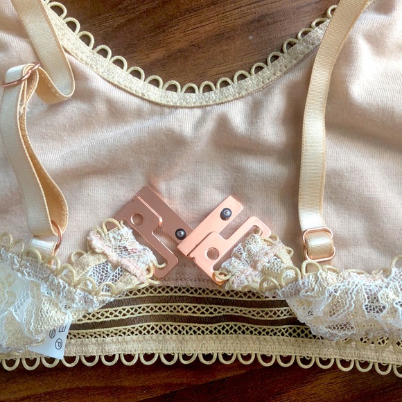 Somedays Lovin Gold Lace Bralette - Picture 3 of 5